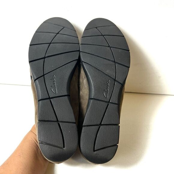 Clarks Artisan Women's 11 M Brown Suede Wedge Comfort Casual Slip On Loafer Shoe - Picture 8 of 10